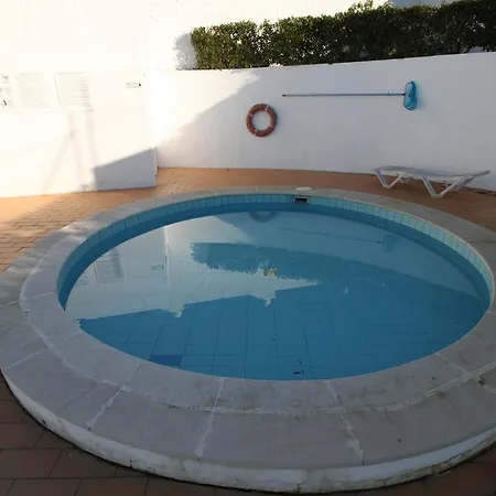 Urban Beach - O Lirio * Carvoeiro (Lagoa)
